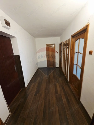 Apartament cu 2 camere de vânzare în zona 1 Mai - imagine 17