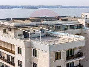 Penthouse de vanzare in Mamaia vedere frontala lac si marea Neagra - imagine 11