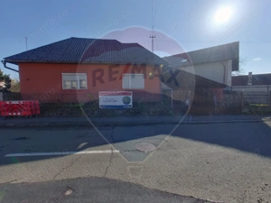 Casă cu 5 camere de vânzare, str. Crișan