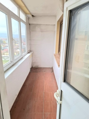 Apartament 4 camere langă Zăvoi. Str. Independenței Rm Vâlcea - imagine 6