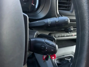 Opel Vivaro - imagine 18