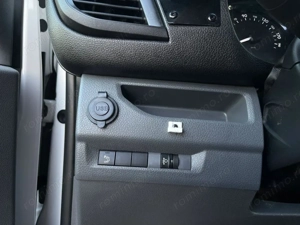 Opel Vivaro - imagine 17