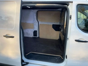 Opel Vivaro - imagine 10