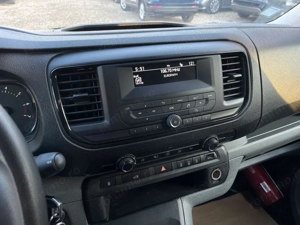 Opel Vivaro - imagine 12