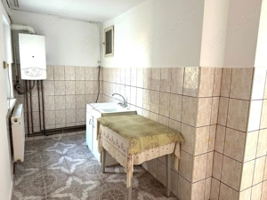 APARTAMENT cu 1 Camera, in Zona Centrala - imagine 4