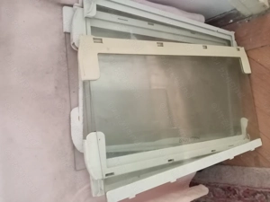 Rafturi și sertare frigider