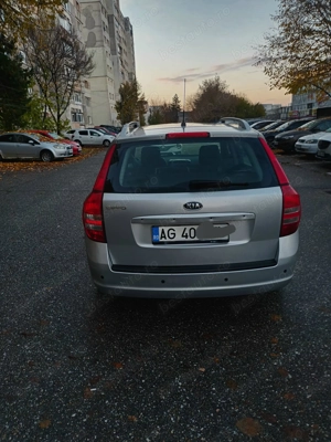 Kia Ceed 2010 1,4 benzina - imagine 10