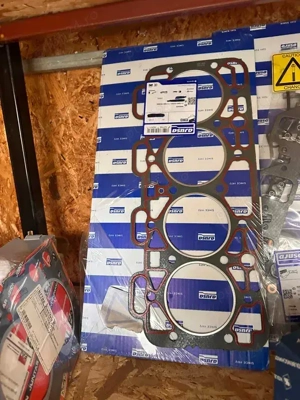 Nissan Atleon,Eco-t,L35 set garnituri motor 4000 - imagine 2