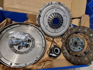 Volanta si kit ambreiaj Opel Insignia 2.0 CDTI 110cp/131cp - imagine 2