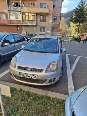 Ford fiesta 1 4 tdi euro 4 - imagine 2