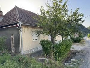 Vând casa Moniom Caras-Severin la 3 km de Resita  - imagine 7