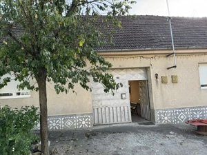 Vând casa Moniom Caras-Severin la 3 km de Resita  - imagine 8