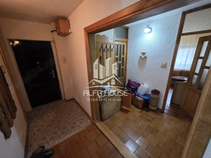 Apartament 3 camere cf.1 decomandat , zona Moroasa! - imagine 12