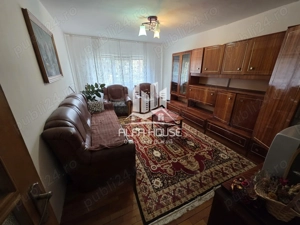 Apartament 3 camere cf.1 decomandat , zona Moroasa!