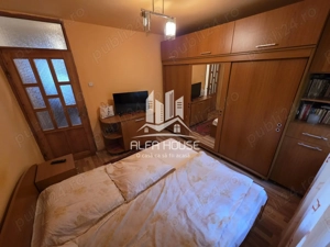 Apartament 3 camere cf.1 decomandat , zona Moroasa! - imagine 3