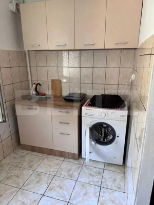 Garsoniera de vanzare, 24 mp - zona Tractorul - imagine 4