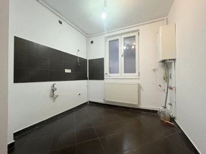 Apartament cu 3 camere, decomandate- vedere panoramica - imagine 9