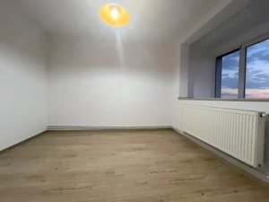 Apartament cu 3 camere, decomandate- vedere panoramica - imagine 2