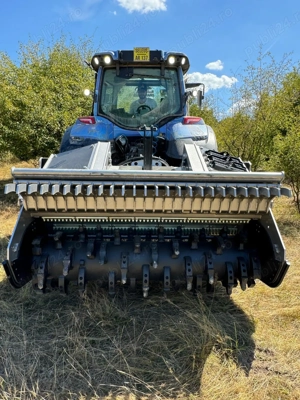 Tocătoare forestieră universală și concasor de pietre de vânzare