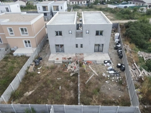 Detalii proprietate:  Suprafață utilă: Aproximativ 124 mp Suprafață teren: Aproximativ 350 mp Compar