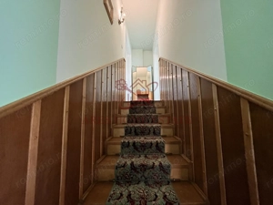 Vilă spațioasă 6 camere în centrul Lugoj – teren 471 mp, garaj - imagine 13