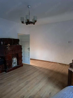 Casa de vanzare cu 3 camere , pe un nivel , Strada Muncitorilor ,143.000 EURO negociabil - imagine 2