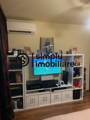 Garsoniera decomandata -Rovine - imagine 2