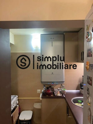 Garsoniera decomandata -Rovine - imagine 9