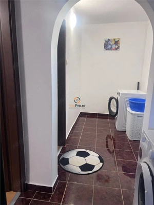 Decomandat 3 camere cu vedere pe 3 parti mobilat si utilat - imagine 9