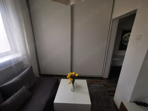 Vand garsoniera renovata complet  - imagine 5