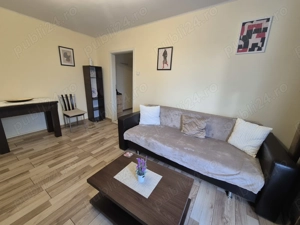 la 8minute de Facultatea de Medicina și Farmacie pe frumoasa strada Vasile Lucaciu