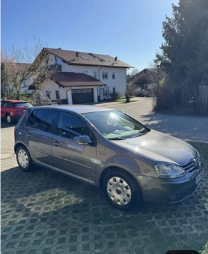 Vând golf 5(2006) 1.9 TDI Comfortline  - imagine 2