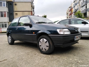 Vând Ford Fiesta 1.3 benzină 1994 - imagine 2