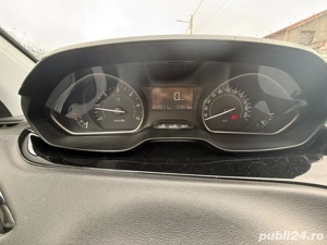 PEUGEOT 208 fabricație 2019 - imagine 2
