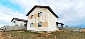 Se vinde duplex modern cu 3 camere  plus teren in Giroc ,zona linistita.