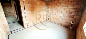 Se vinde duplex modern cu 3 camere  plus teren in Giroc ,zona linistita. - imagine 13