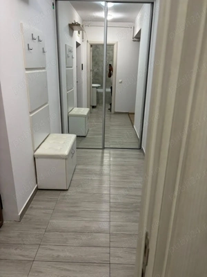 Închiriez apartament 2 camere cu terasă mare - imagine 5
