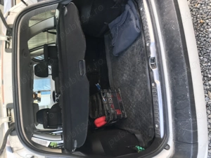 Peugeot 308 - imagine 2