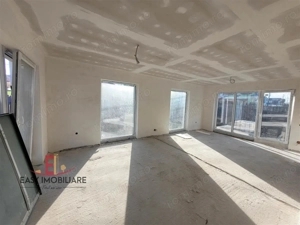 Casa 4 camere , Livezeni ,