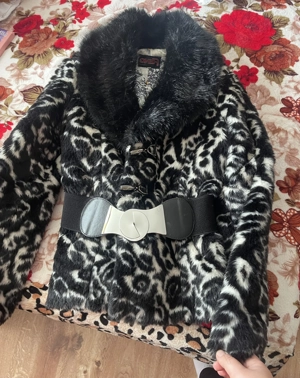 Vând rochii ocazie  - imagine 2