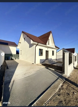 Vindem Casa in Lumina