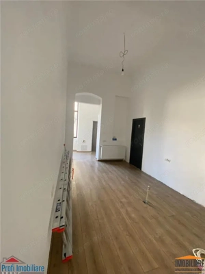 Inchiriez Spatiu  Comercial cu intrare din bulevard - imagine 12