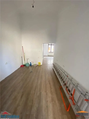 Inchiriez Spatiu  Comercial cu intrare din bulevard - imagine 13