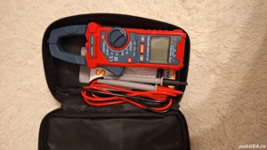 Clește Ampermetric Digital AstroAI   Precizie și Siguranță în Măsurăto