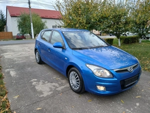 Hyundai i30 an 2010 benzina 1.4 klima adusă recent Germania  - imagine 5