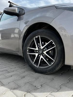 Toyota Corolla 2016 Luna - imagine 3