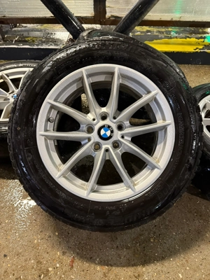 Vând set 4 roți R16 style originale BMW  - imagine 2