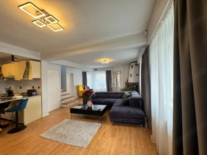 Casă modernă complet renovată, cu curte amenajată și sisteme inteligente - imagine 19
