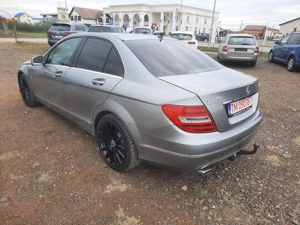 Mercedes-Benz C220, berlină, automatic, climatronic, piele, NAVI color - imagine 3