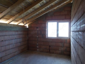 Casa P+E, Mosnita Veche, 5 camere, 96 mp util, 500mp teren - imagine 12